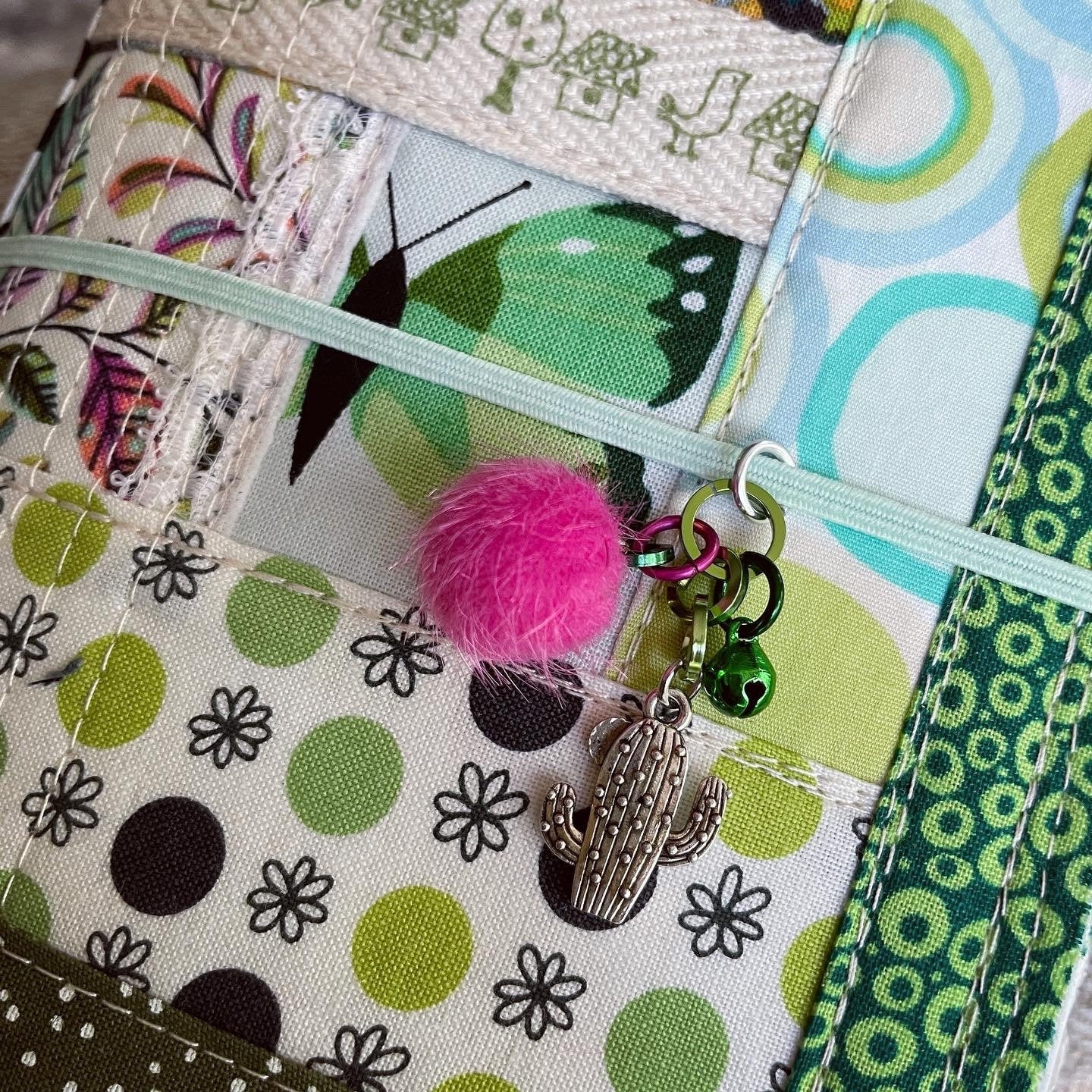 ADD ONS / PERSONALIZATION & upgrades for your art journal or bag : look here to find extra pages / charm / pocket / paper / tassel.