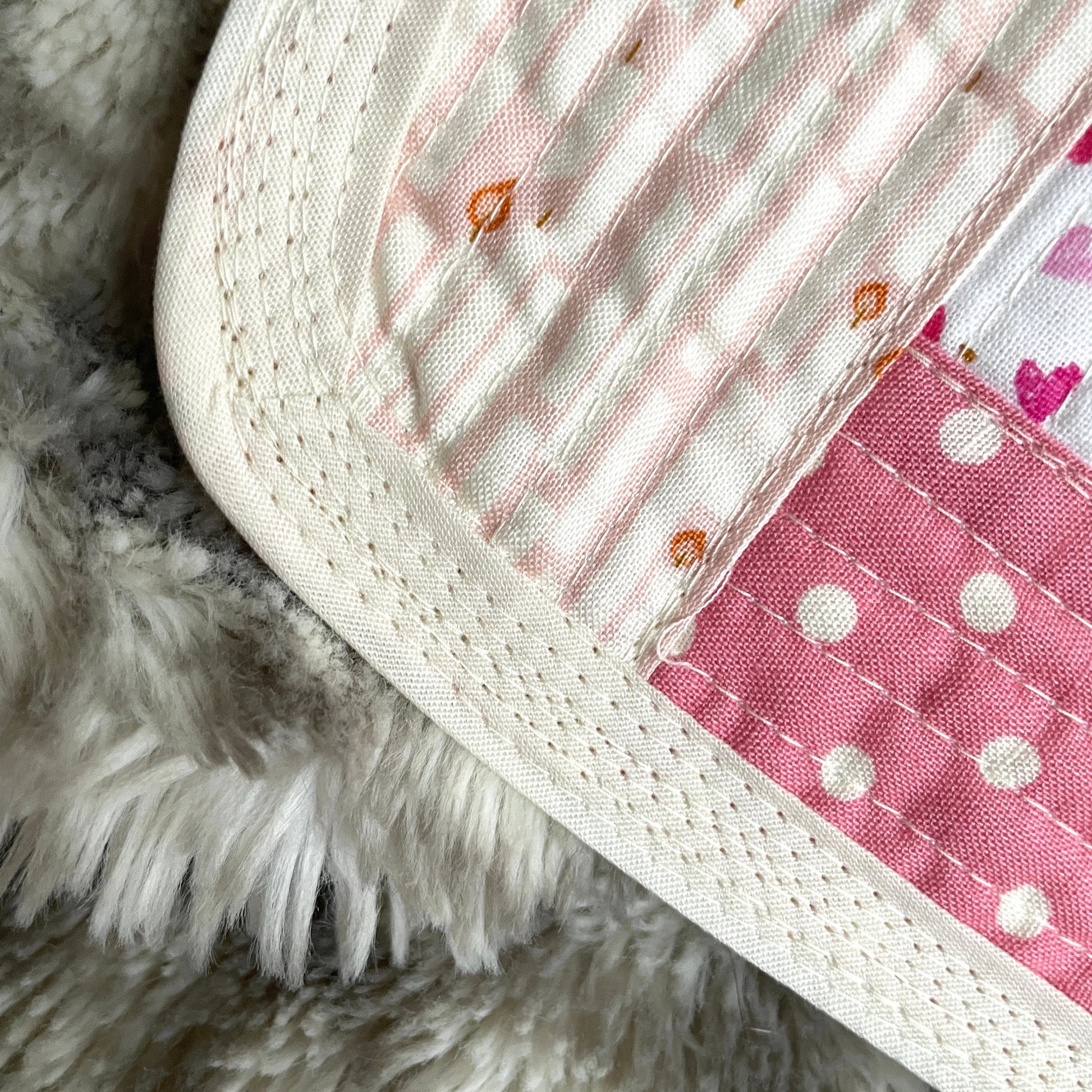 Pretty Pink Quilted Mug Rug | sassy little coffee placemat | girly fabric coaster | kawaii mugrug | patchwork mini quilt | kid snack mat