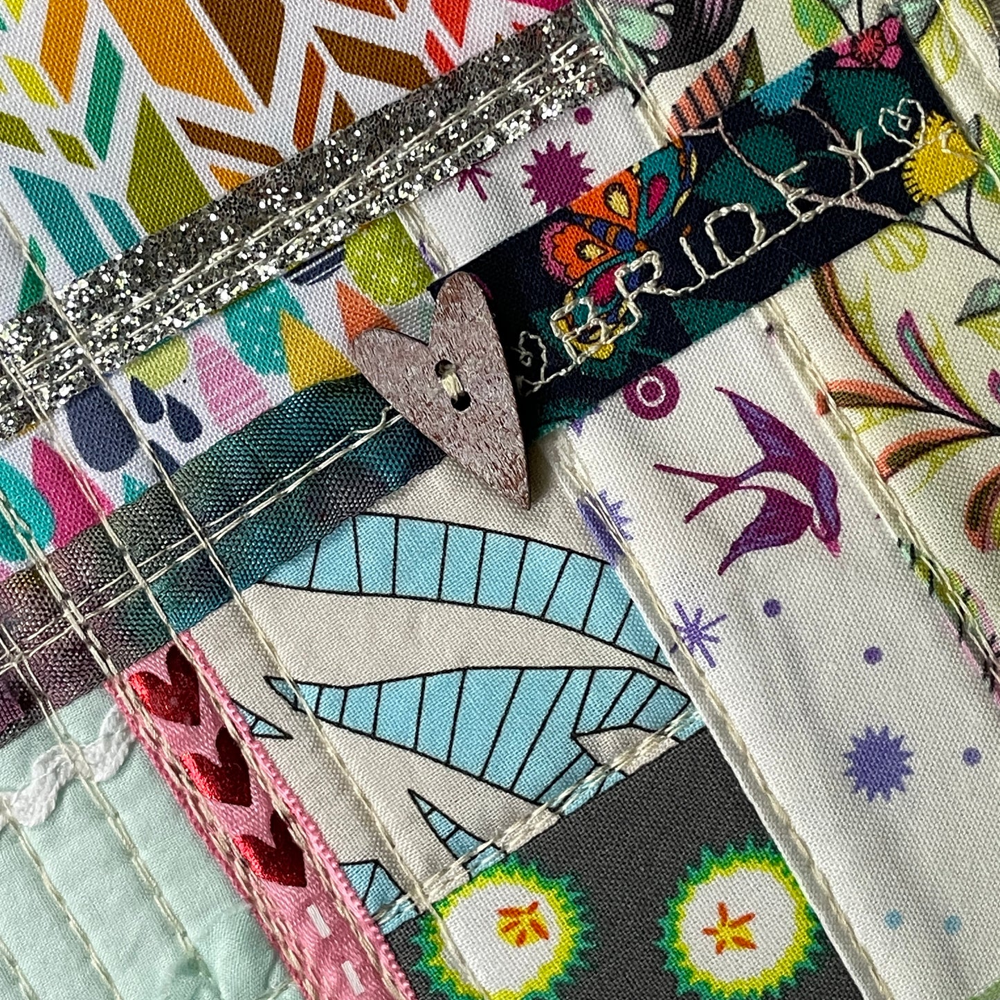 ADD ONS / PERSONALIZATION & upgrades for your art journal or bag : look here to find extra pages / charm / pocket / paper / tassel.